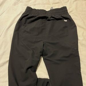 Black High-Waisted Figs Jogger Scrubs